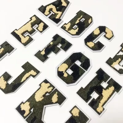 Camouflage Schrift
