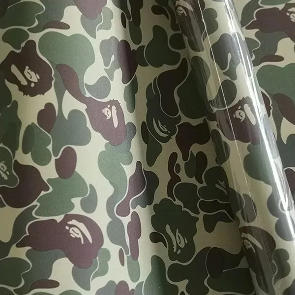 Camouflage Tapete Grün